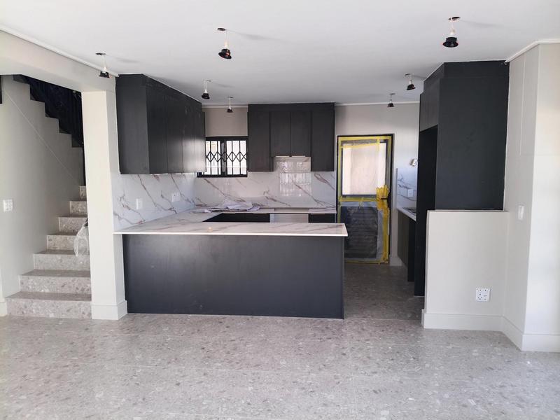 To Let 3 Bedroom Property for Rent in Goodwood Central Western Cape